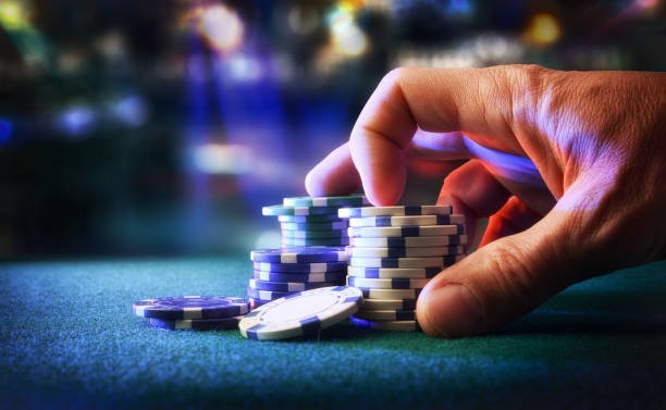 Dealer table and slot lobby view for mental slot users